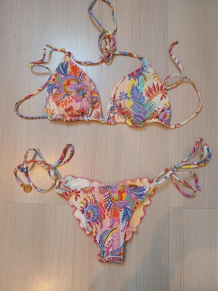 luli fama bikini maat 36, Kleding | Dames, Badmode en Zwemkleding, Nieuw, Bikini, Overige kleuren, Ophalen of Verzenden