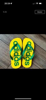 Teenslippers, Ophalen of Verzenden, Nieuw, Overige typen