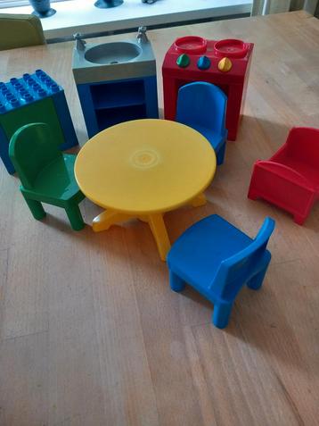 Duplo dolls grote poppen meubels beschikbaar voor biedingen