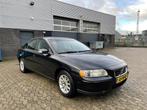 Volvo S60 2.4, NIEUWE APK, AIRCO, CRUISE, NAP, Auto's, Volvo, Origineel Nederlands, Te koop, 5 stoelen, Benzine