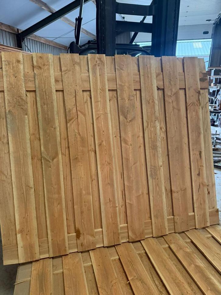 Restant 6 stuks 150x180 cm fijn bezaagd douglas schutting, Tuin en Terras, Palen, Balken en Planken, Nieuw, Overige typen, 180 tot 250 cm