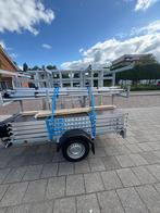 Steigeraanhanger, Diensten en Vakmensen