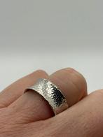 B191 Prachtige zilveren ring Jéh Jewels maat 18, 18 tot 19, Ophalen of Verzenden, X, Dame