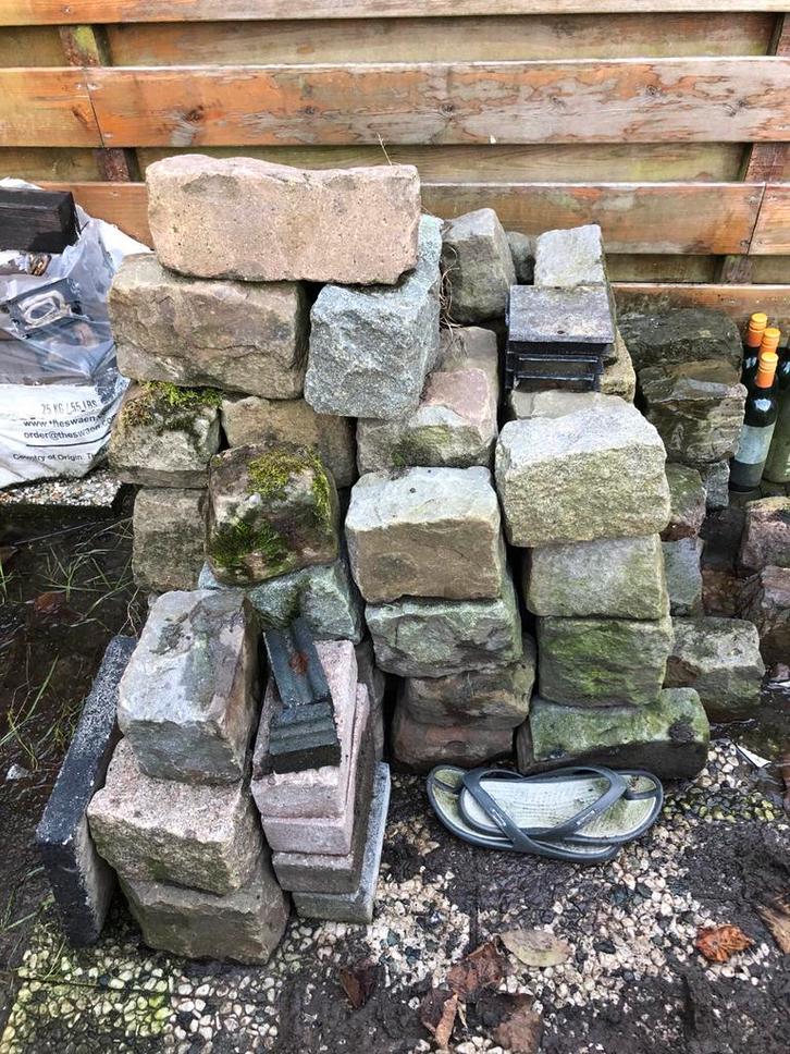 Natuursteen rotsblokken voor tuin of oprit, Tuin en Terras, Grind, Keien en Split, Gebruikt, Kei, Grijs, Graniet, Ophalen of Verzenden