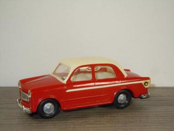 Fiat 1100 Lusso Berlina - Politoys Plastic 29 Italy 1:41 beschikbaar voor biedingen