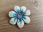 Emaille broche Rolf Neyman beschadigd., Ophalen of Verzenden, Zo goed als nieuw, Overige materialen