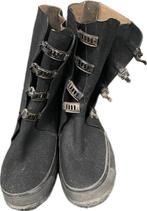 Artic overshoes, Ophalen, Amerika