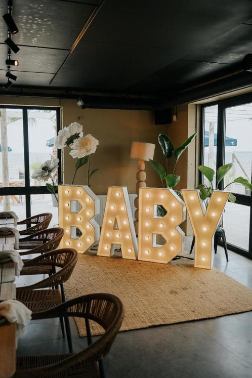 Lichtletters/babyshower/gender reveal party letters te huur, Hobby en Vrije tijd, Feestartikelen | Verhuur, Geboorte of Huwelijk