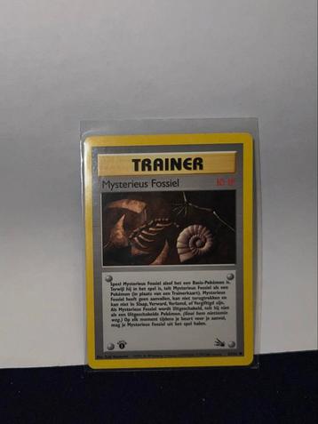 Mysterieus Fossiel First Edition Pokemon Kaart - Fossil Set beschikbaar voor biedingen