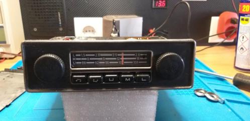 VW Kever radio Emden met VW frontje en draaiknoppen, Auto diversen, Autoradio's, Gebruikt, Verzenden
