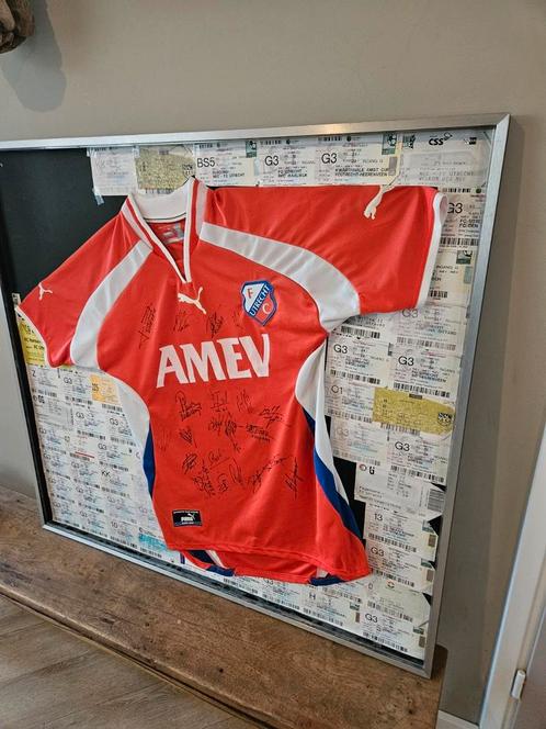 Gesigneerd FC Utrecht shirt ingelijst met toegangskaartjes, Verzamelen, Sportartikelen en Voetbal, Gebruikt, Shirt, F.C. Utrecht