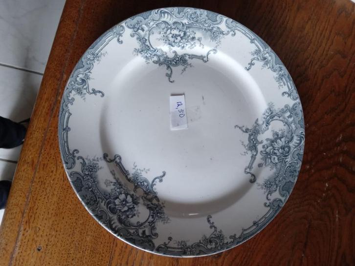 1 dinnerbord DAUPHIN van BFK uit Belgie, Antiek en Kunst, Antiek | Servies los, Ophalen of Verzenden