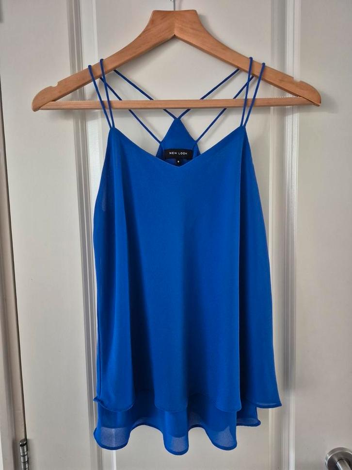 New look top blauw S 36 spaghetti bandjes, Kleding | Dames, Tops, Zo goed als nieuw, Maat 36 (S), Blauw, Zonder mouw, Ophalen of Verzenden