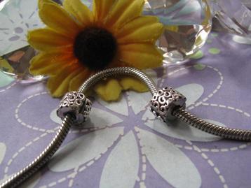 2 x Pandora clip 790338 = swirl / Sjes / krullen in 1 koop = beschikbaar voor biedingen
