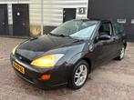 Ford Focus 1.6 I Benzine 2000 Zwart, Voorwielaandrijving, 1596 cc, Stof, Zwart