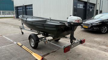 Visboot met motor, trailer en accesoires in nette staat! beschikbaar voor biedingen
