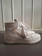 Maruti hoge sneaker wit (maat 38), Huis en Inrichting, Lampen | Lampenkappen, Ophalen of Verzenden, Zo goed als nieuw, Wit, Rechthoekig