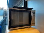 SHARP - Combimagnetron 40L met alle accessories, Ophalen, Combimagnetron, Crisp, Zo goed als nieuw