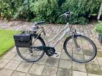 Batavus compass 57”. Nieuwe banden. Nieuwe achter cassette ., Fietsen en Brommers, Fietsen | Dames | Sportfietsen en Toerfietsen