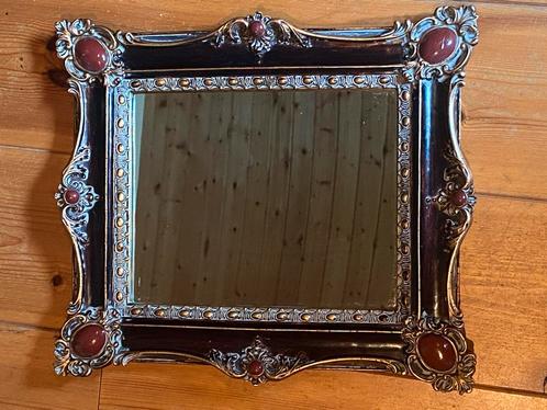 Sierlijke Rechthoekige barok Spiegel met Rode Accenten, Huis en Inrichting, Woonaccessoires | Spiegels, Gebruikt, Minder dan 50 cm