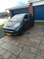 Peugeot 107 bouwjaar 2011 nieuwe APK airco, Voorwielaandrijving, 68 pk, Origineel Nederlands, Handgeschakeld