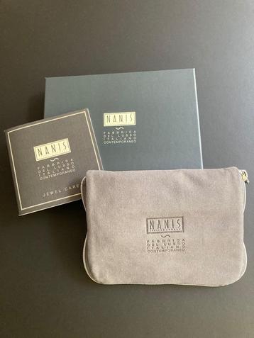 Etui voor sieraden van Nanis beschikbaar voor biedingen
