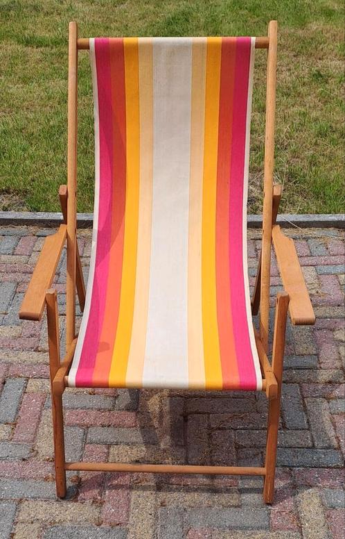 Vintage strandstoel jaren '70, Tuin en Terras, Ligbedden, Gebruikt, Hout, Inklapbaar, Verstelbaar, Ophalen of Verzenden