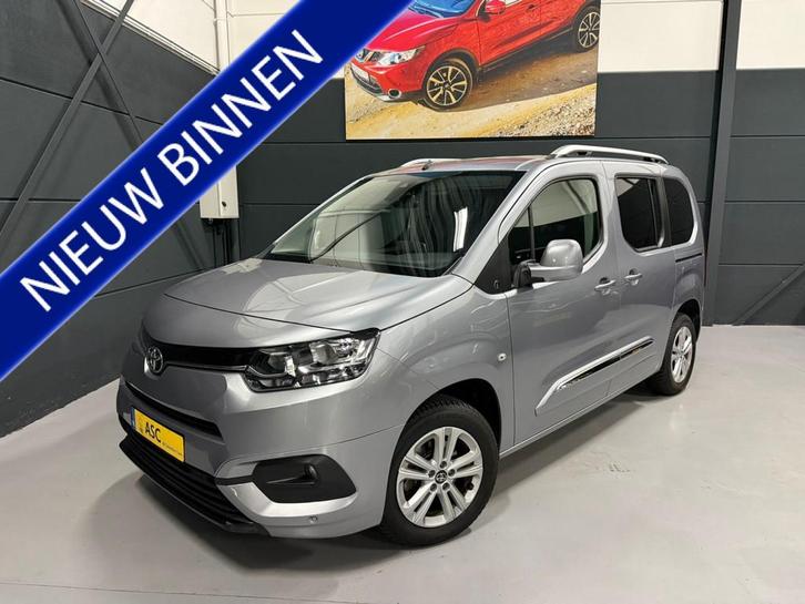 Toyota Proace City Verso 4+1 Rolstoelauto 1e Eigenaar Rolsto, Auto's, Toyota, Bedrijf, Te koop, ProAce City, Aangepast voor mindervaliden
