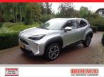 TOYOTA Yaris Cross 1.5 VVT-I Hybrid 116pk CVT Adventure-HUD-, Auto's, Toyota, Gebruikt, Leder en Stof, 1490 cc, Bedrijf
