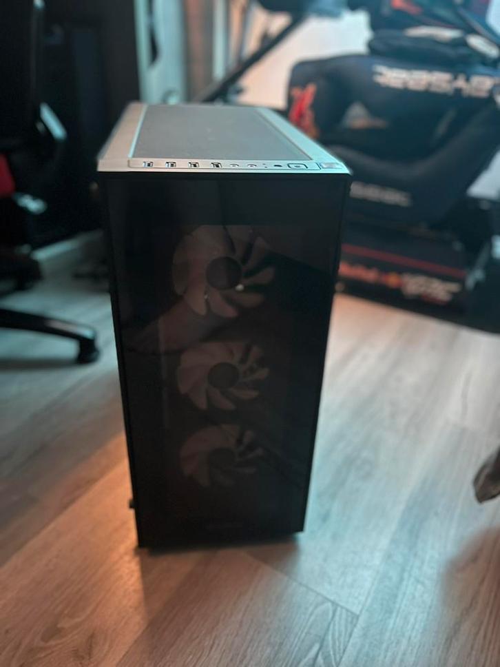 Sharkoon gt5 pro met extra’s, Computers en Software, Computerbehuizingen, Zo goed als nieuw, Ophalen