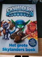 Het grote Skylanders boek, Spyro adventures, uitgave 2013,, Boeken, Non-fictie, Ophalen of Verzenden, Zo goed als nieuw, Skylanders