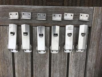 Spansluitingen 6x rvs beschikbaar voor biedingen