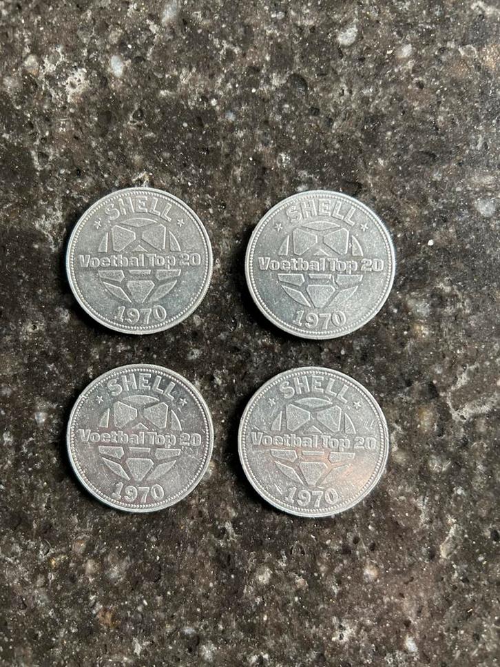 Shell Voetbal Top 20 Munten 1970 - Collectors Item, Verzamelen, Sportartikelen en Voetbal, Gebruikt, Overige typen, Overige sporten
