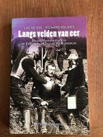 Langs velden van eer. Belangrijke plaatsen in WOI en WO II., Ophalen of Verzenden, Luc de Vos, Tweede Wereldoorlog, Gelezen