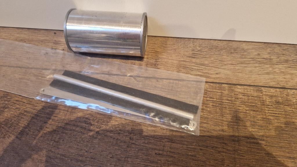 114 Wedico ronde tank met bevestiging ( 1op 16), Elektro, Gebruikt, Ophalen of Verzenden, Schaal 1:16