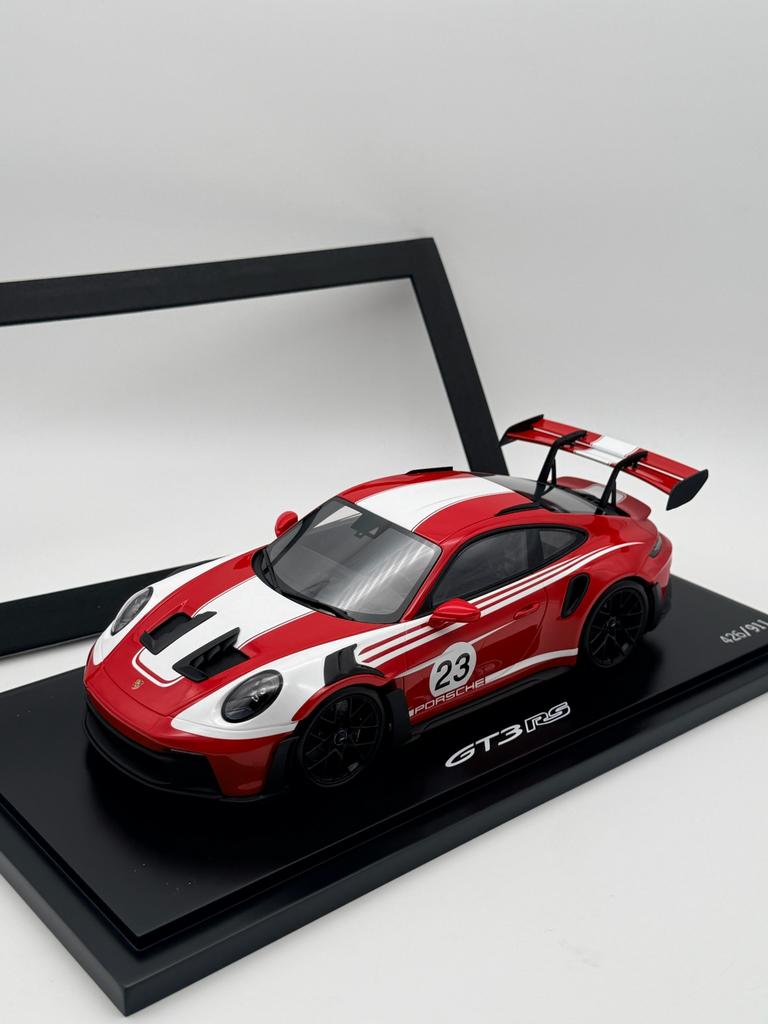 Porsche 911 992 GT3 RS ‘Salzburg’ livery 1:18 Spark - Nieuw, Ophalen of Verzenden, Zo goed als nieuw, Auto, Overige merken