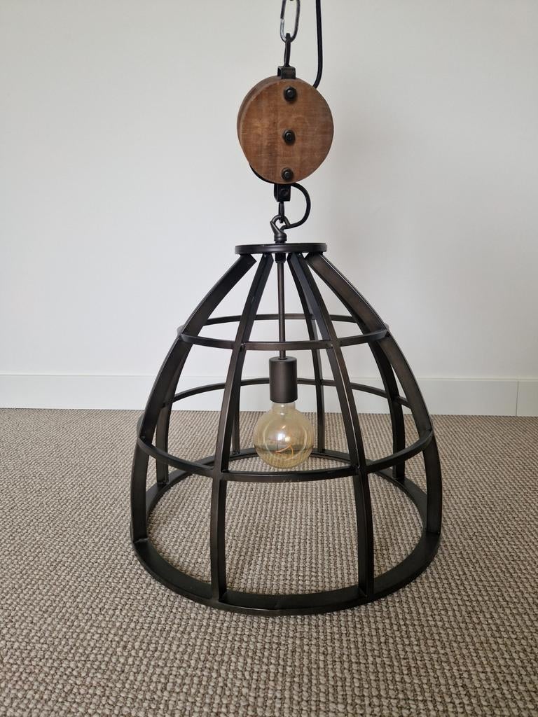 Industriële hanglamp met katrol - Zwart metaal en hout, Ophalen, Gebruikt, 75 cm of meer, Industrieel
