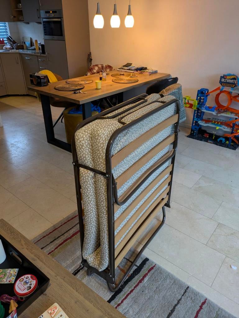 Opklapbed met matras, Ophalen of Verzenden