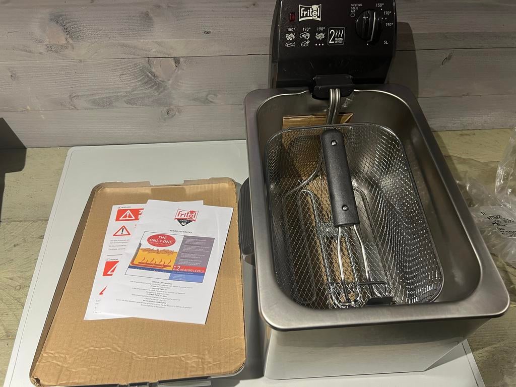 Fritel Turbo SF 4571 Frituurpan - 5L - 3200W - RVS, 4 liter of meer, Uitneembare binnenpan, Nieuw, Ophalen of Verzenden