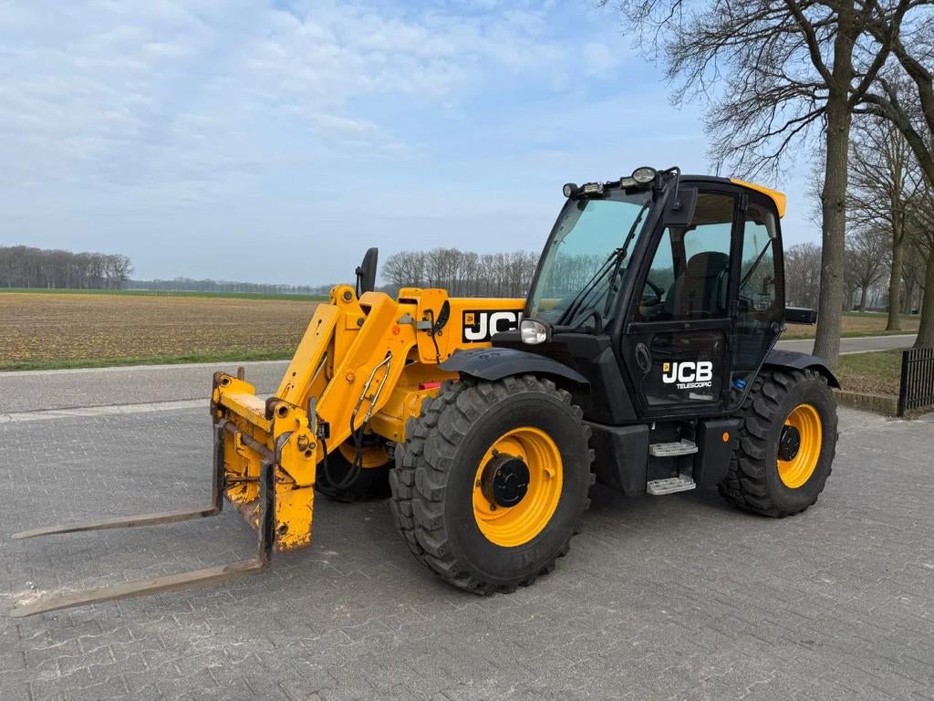 JCB JCB 536-60 verreiker (airco,giekveerring) (bj 2017), Zakelijke goederen, Agrarisch | Werktuigen, Overige, Overige typen