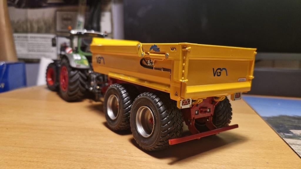 VGM Rocky at 1:32, Hobby en Vrije tijd, Modelauto's | 1:32, Ophalen of Verzenden, Tractor of Landbouw, Overige merken
