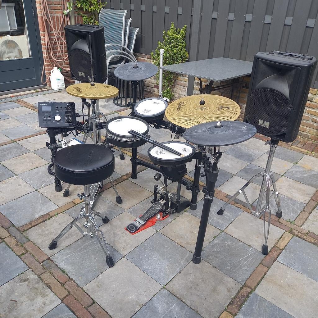 ROLAND ELECTRONISH DRUMSTEL, Muziek en Instrumenten, Drumstellen en Slagwerk, Ophalen, Gebruikt, Roland, Elektronisch