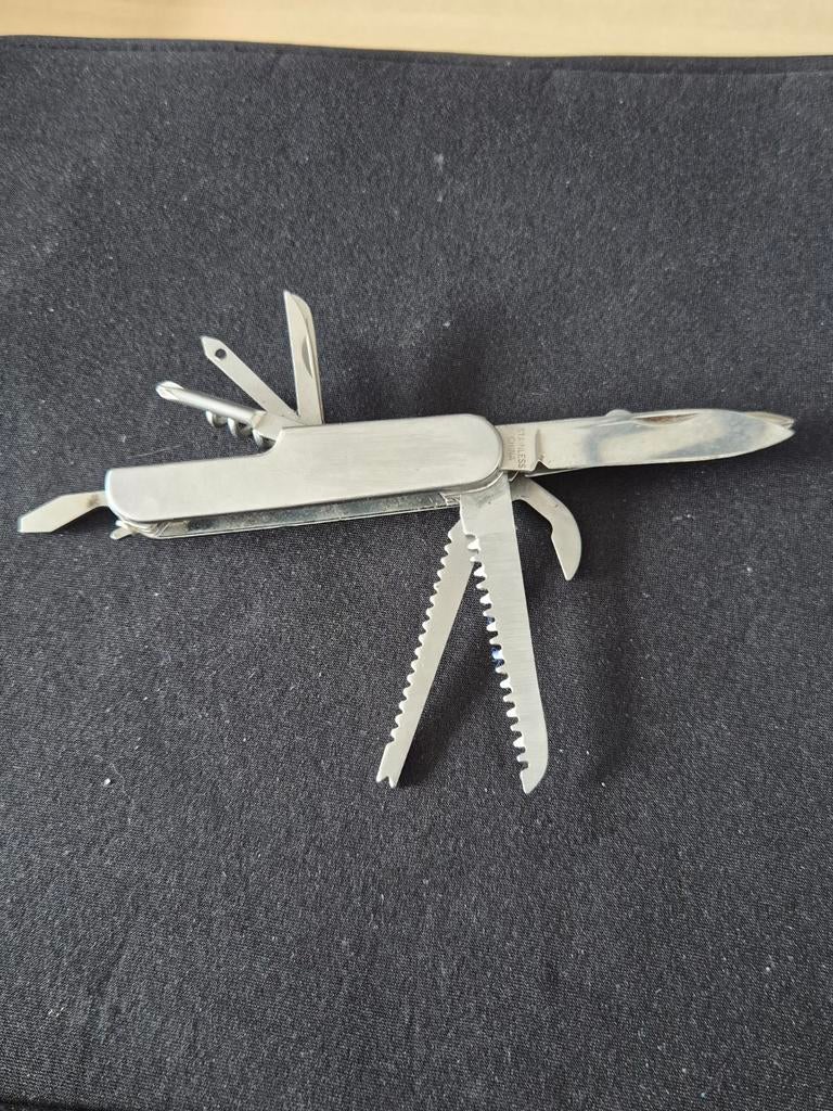 10 Delig Multifunctioneel zakmes met diverse gereedschappen, Antiek en Kunst, Antiek | Gereedschap en Instrumenten, Ophalen of Verzenden