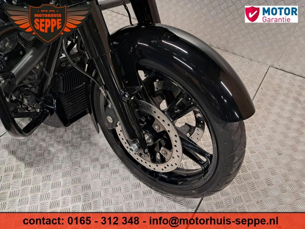 HARLEY-DAVIDSON STREET GLIDE FLHX (bj 2019), Motoren, Motoren | Harley-Davidson, 2 cilinders, Chopper, Bedrijf, Onbekend