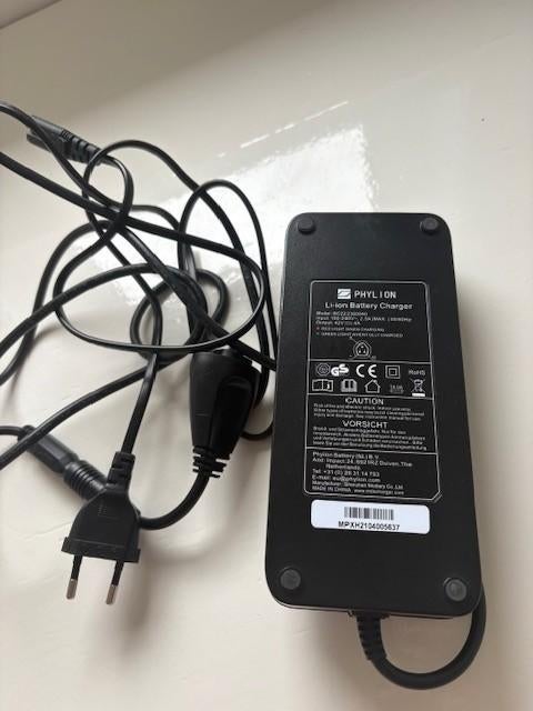 Cortina E nite - Snellader accu, Ophalen of Verzenden, Zo goed als nieuw