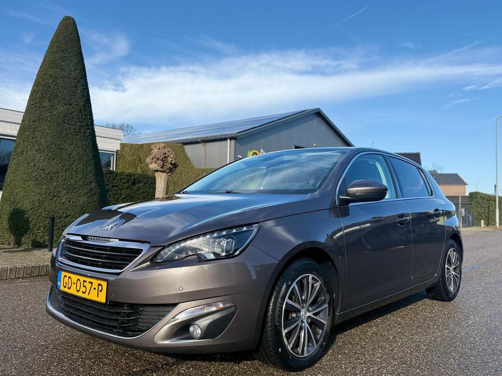 Peugeot 308 1.6 BlueHDi Blue Lease Premium 2015 Euro6 Pano/N, Auto's, Voorwielaandrijving, 1160 kg, Gebruikt, Euro 6