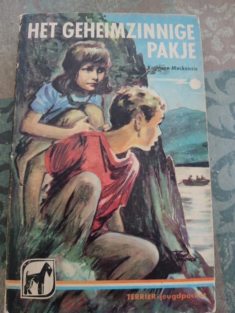 Het geheimzinnige pakje | Kathleen Mackenzie, Ophalen of Verzenden, Zo goed als nieuw