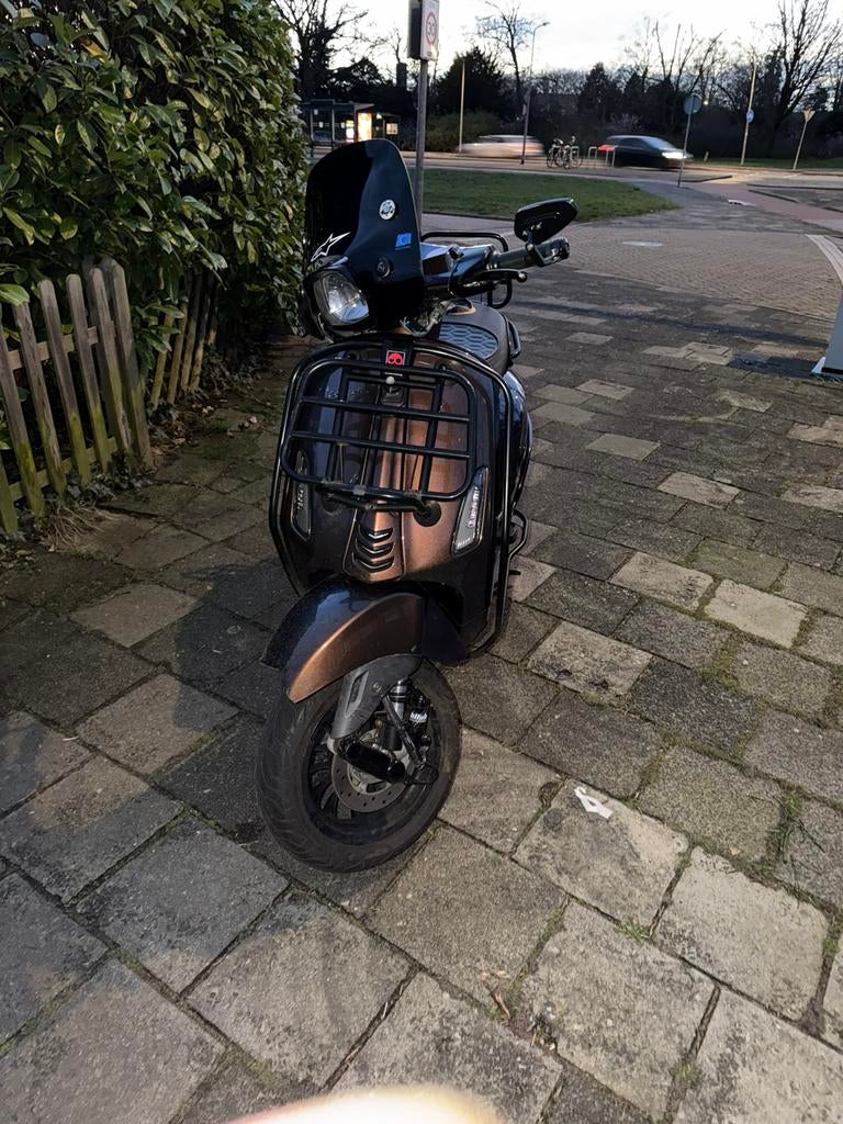 Vespa sprint 2018, Ophalen