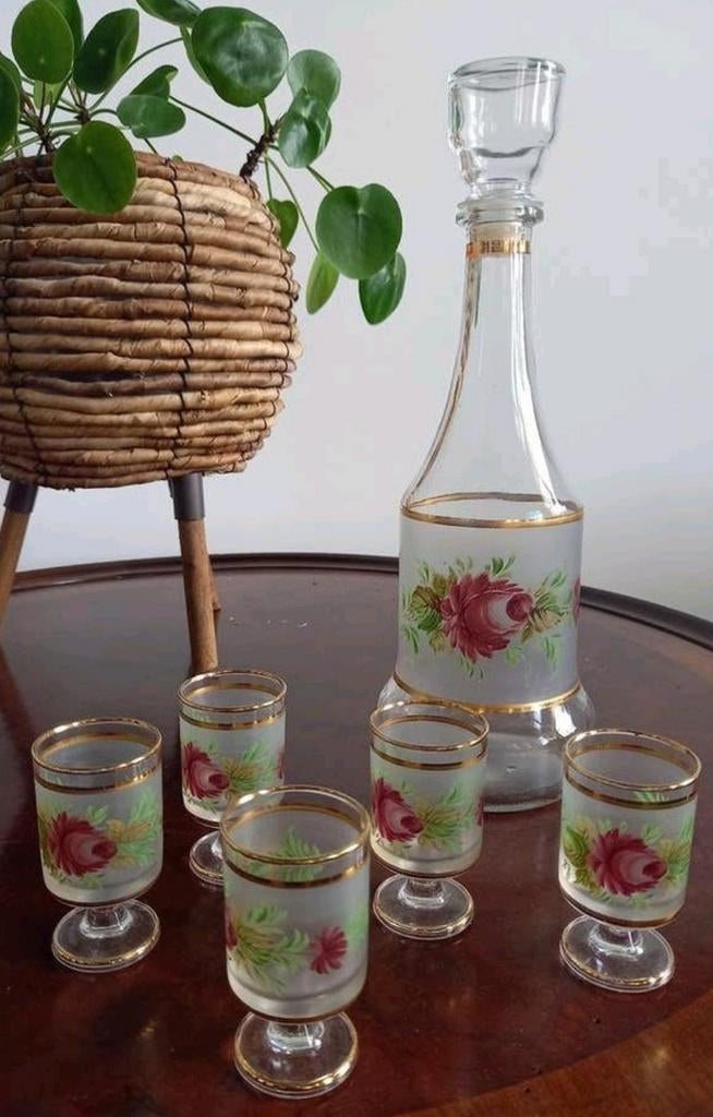 Karaf met 5 borrelglaasjes, Ophalen of Verzenden, Zo goed als nieuw, Borrel- of Shotglas