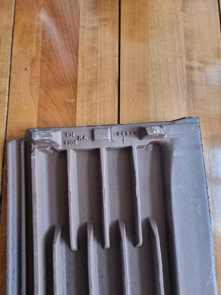 Roof tiles, Ophalen, Steen of Klei, Zwart, Nieuw